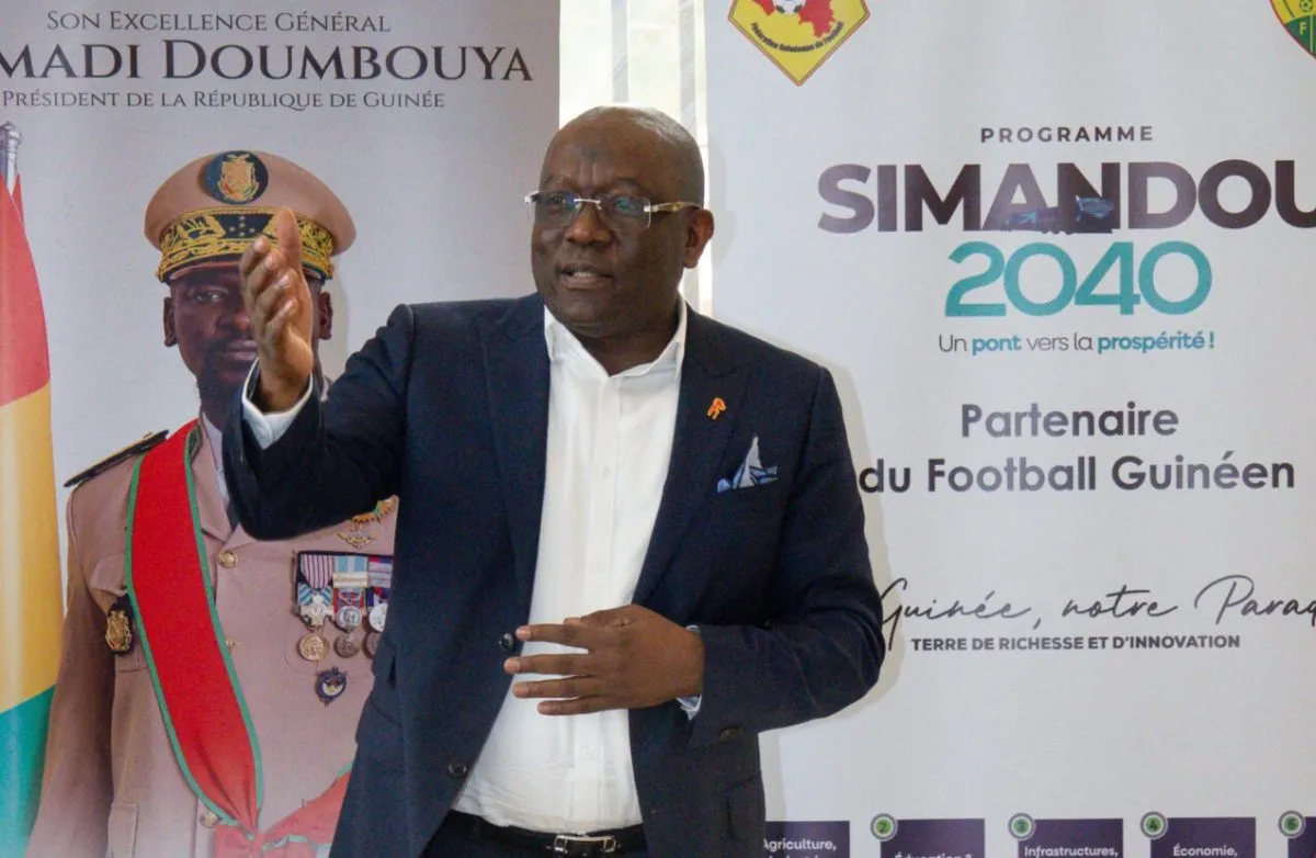 Guin&eacute;e : le pr&eacute;sident de la F&eacute;d&eacute;ration dans la sauce !