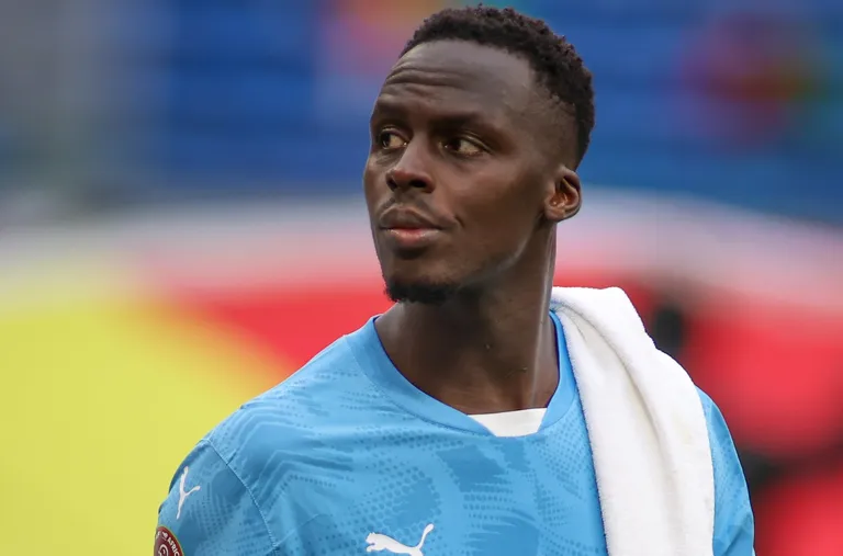 Un chambrage en Alg&eacute;rie et une nouvelle pol&eacute;mique &agrave; Casa : encore des histoires de serviettes une semaine apr&egrave;s S&eacute;n&eacute;gal-Maroc !