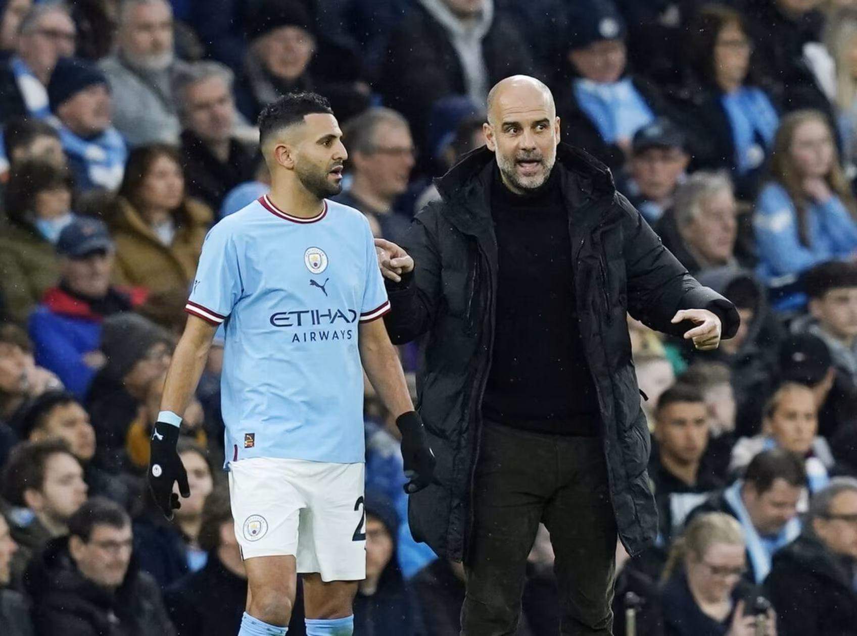 Manchester City : Guardiola r&eacute;agit au d&eacute;part de Mahrez