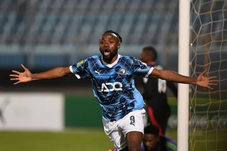 Fiston Mayele et Pyramids privent Berkane de la Supercoupe CAF