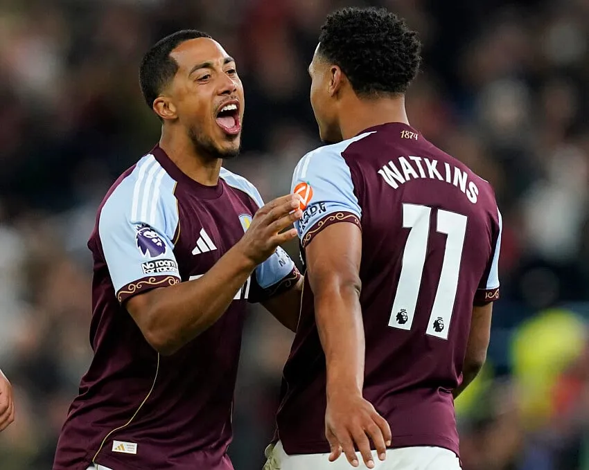 Pronostic Fribourg &ndash; Aston Villa : 3 paris &agrave; tenter sur la finale de l&rsquo;Europa League (20/05/2026)