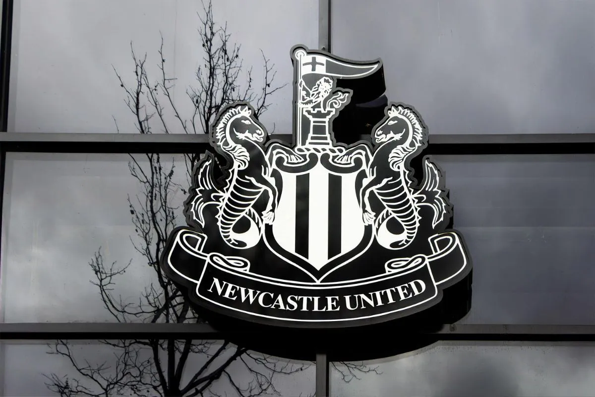 Newcastle r&ecirc;ve de s&rsquo;offrir un duo de feu Alg&eacute;rie-Maroc pour la derni&egrave;re ligne droite du mercato !