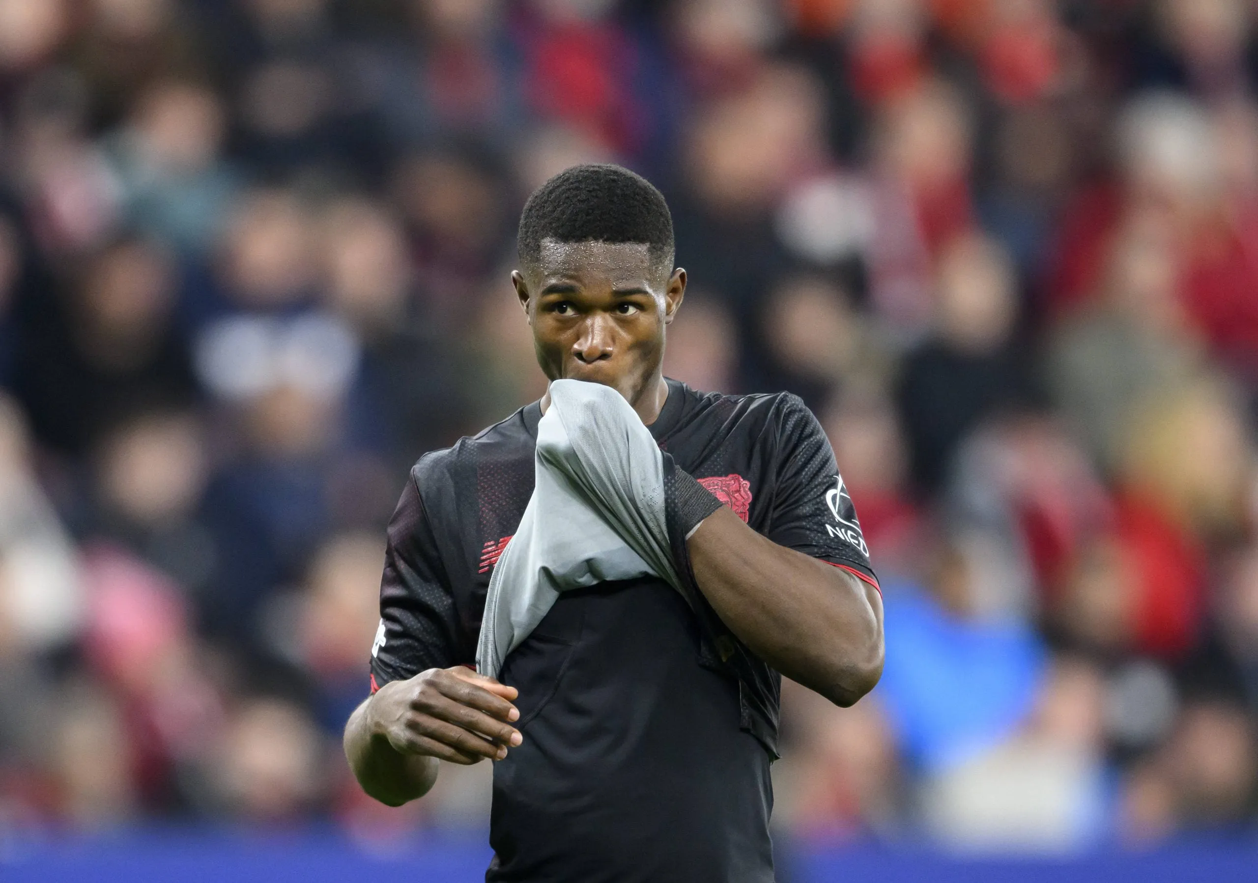 Cameroun : imbroglio avec Kofane, un forfait annonc&eacute;&hellip; L&rsquo;attaque diminu&eacute;e pour le barrage contre la RDC