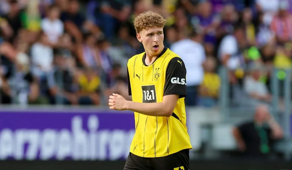 Elias Benkara Borussia Dortmund