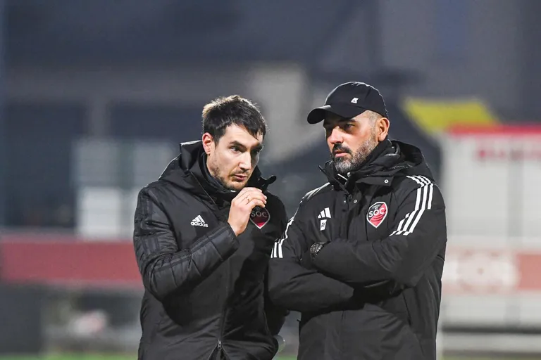 Alg&eacute;rie : la bourde improbable de la FAF avec Anthar Yahia
