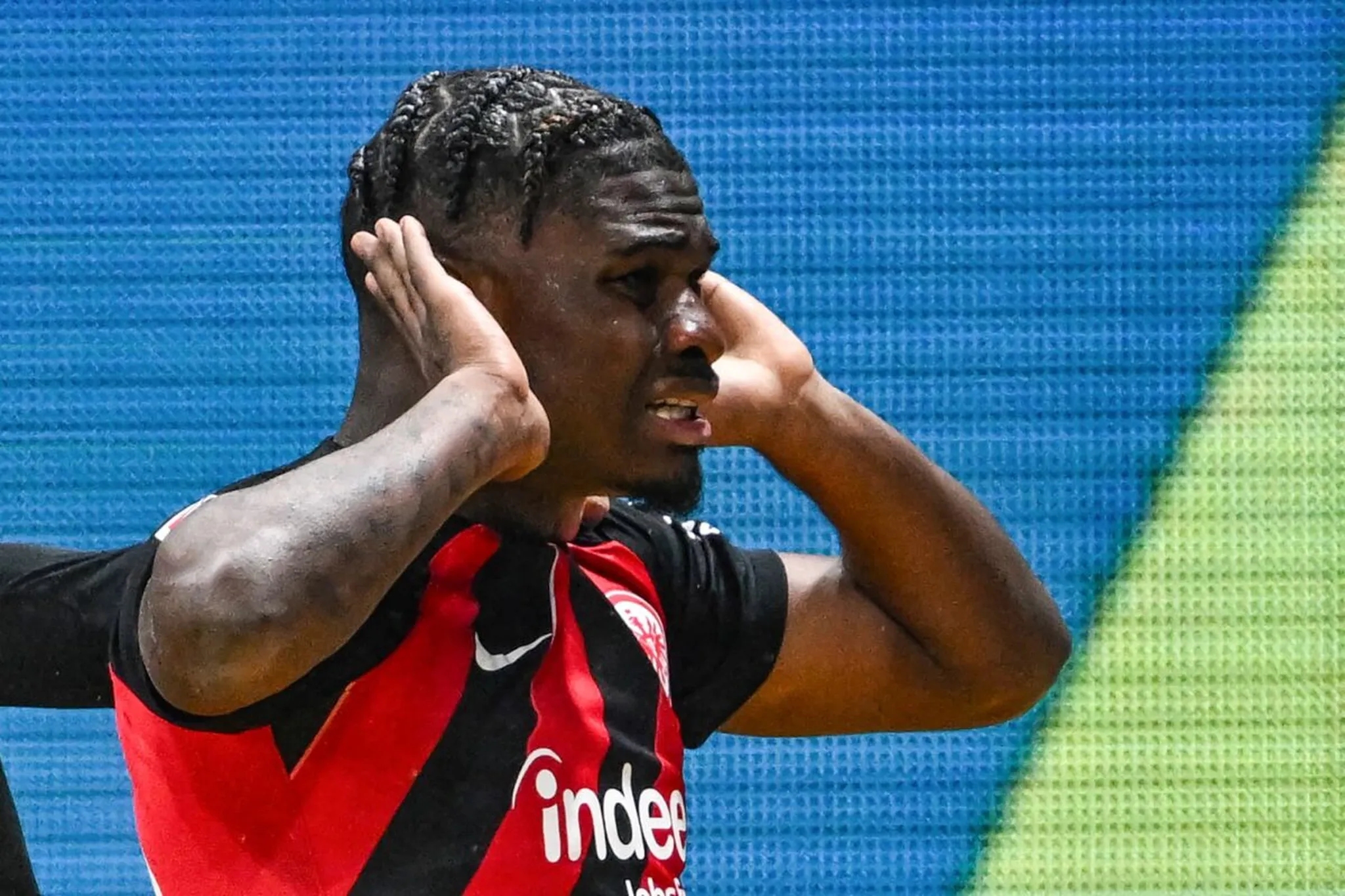 Cameroun : pas de CAN pour Dina-Ebimbe et Bisseck !