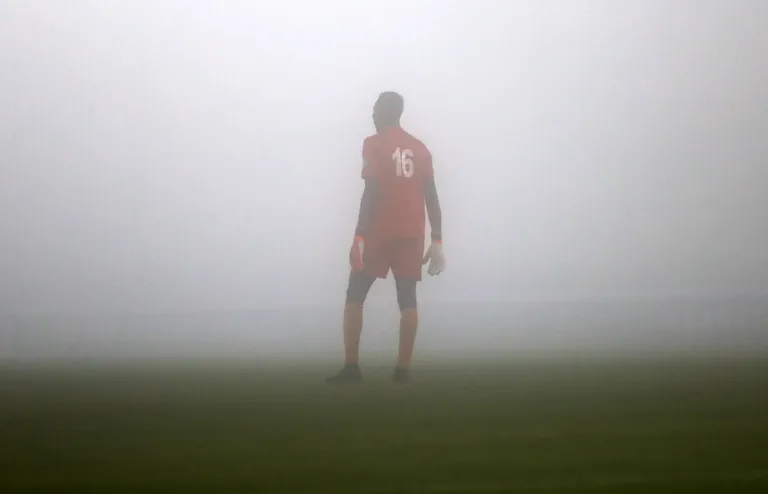 Coupe du monde 2026 (Q) : un match disputé en plein brouillard au Maroc !