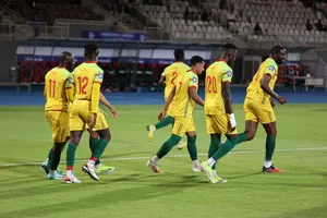 Amical : la Guinée cartonne 6-0, Ryan Mendes porte le Cap-Vert