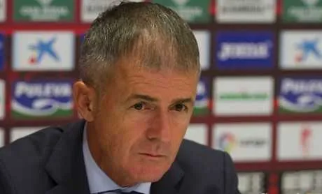 Avec Lucas Alcaraz, l&rsquo;Alg&eacute;rie fait un sacr&eacute; pari