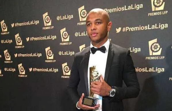 Brahimi et Dongou meilleurs Africains en Liga