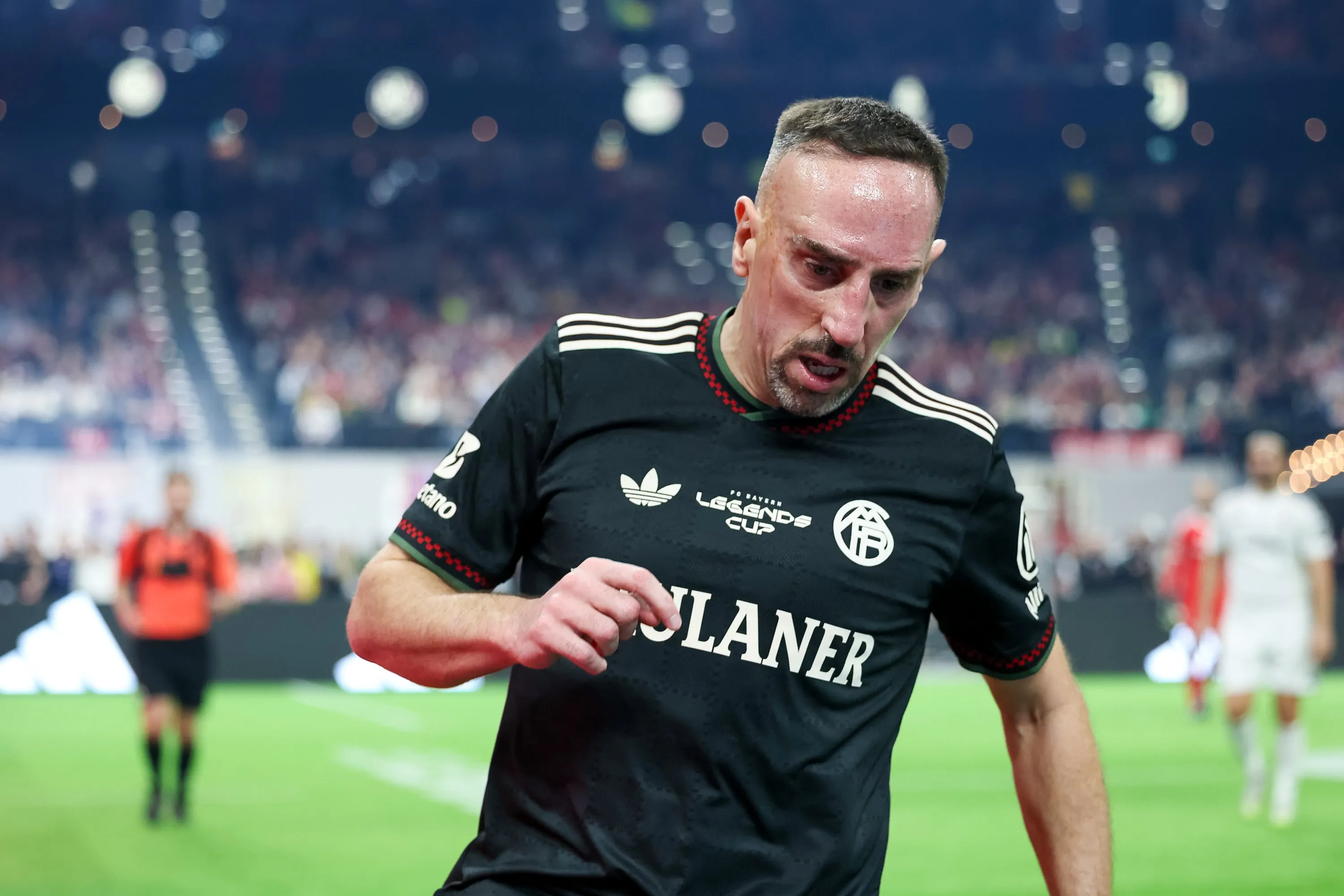 Quand l&rsquo;Etoile du Sahel a recal&eacute; Rib&eacute;ry &agrave; cause de sa taille