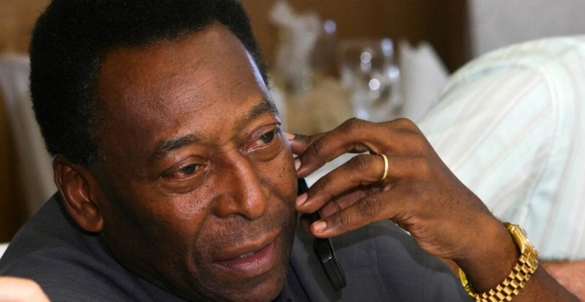 Pel&eacute; : Eto&rsquo;o, Drogba, Man&eacute;, Mahrez, Aubameyang&hellip; L&rsquo;Afrique rend hommage au Roi
