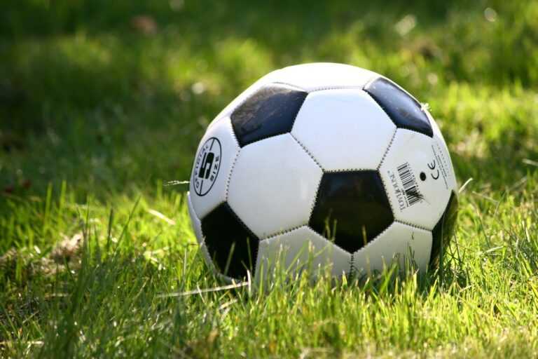 football 1396740 1920