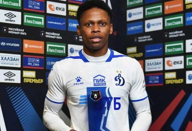 Njie sous le maillot du Dynamo Moscou