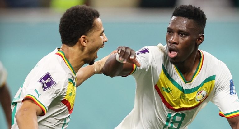 Iliman Ndiaye, Ismaila Sarr, Sénégal