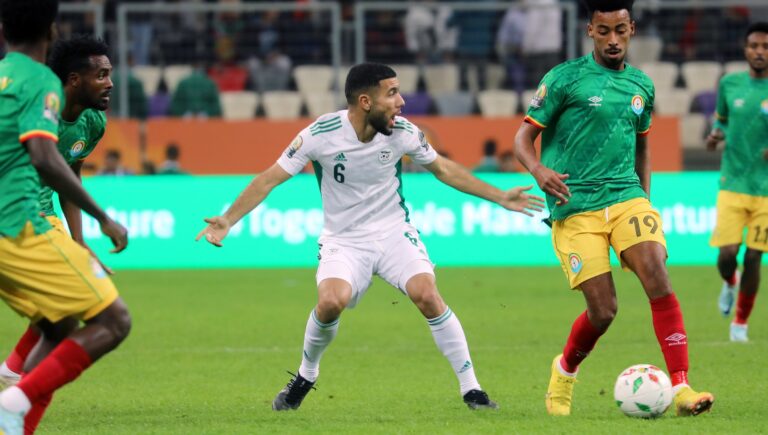 Ahmed Kendouci, Algérie