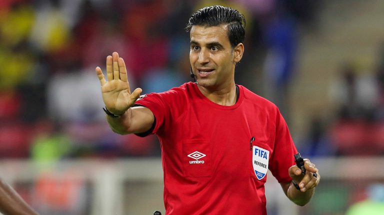 Sadok Selmi, arbitre tunisien