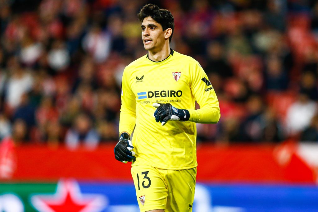 Yassine Bounou, FC Séville