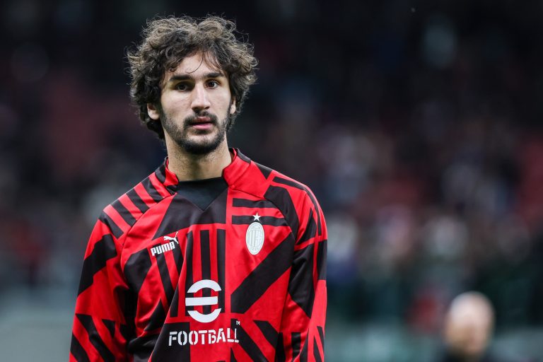 Yacine Adli, AC Milan