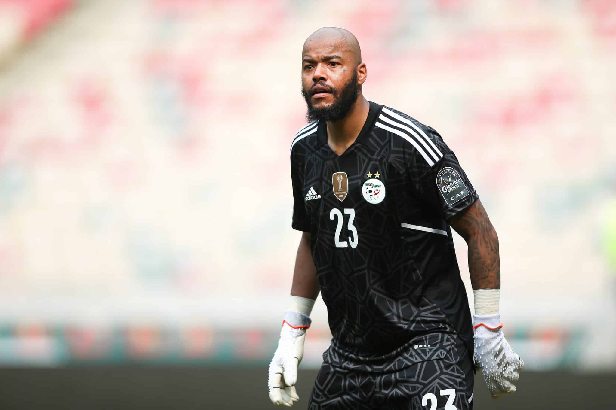 Raïs M'Bolhi, Algérie