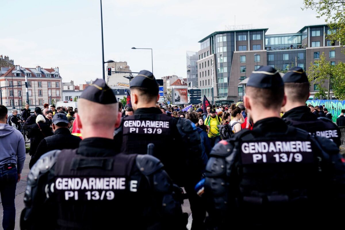 Police, France