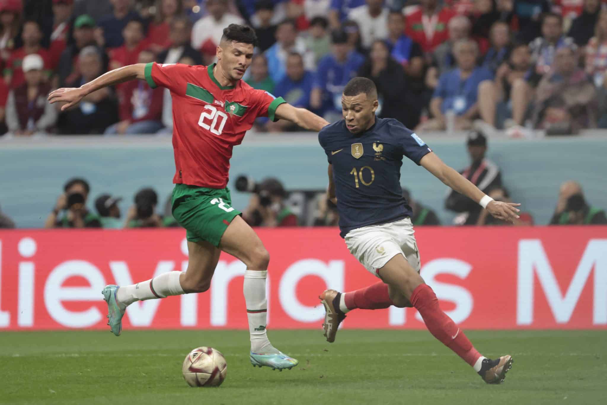 Kylian Mbappe, Achraf Dari, France, Maroc