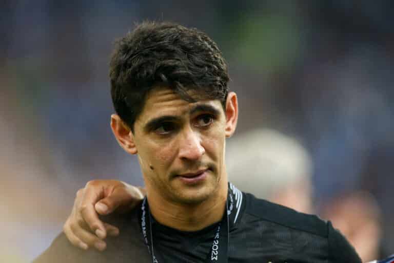 Yassine Bounou, FC Séville
