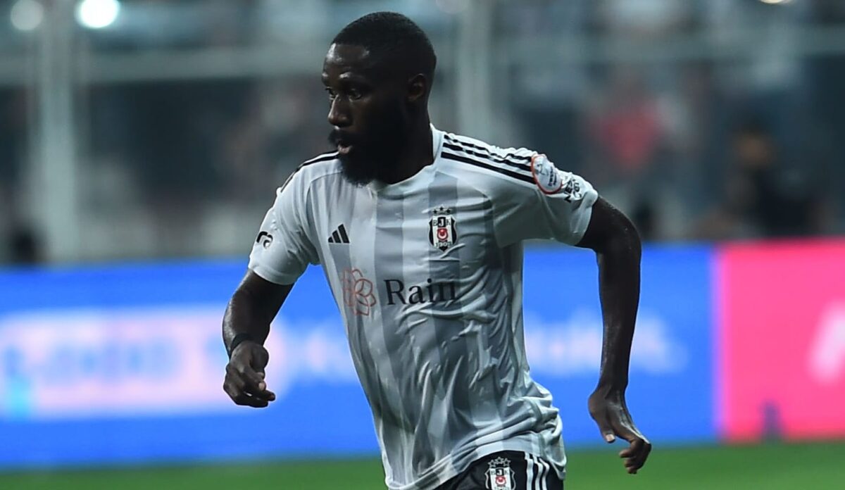 Besiktas comparé à une sélection africaine, Masuaku choqué