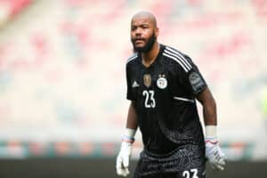 Rais Mbolhi, Algérie
