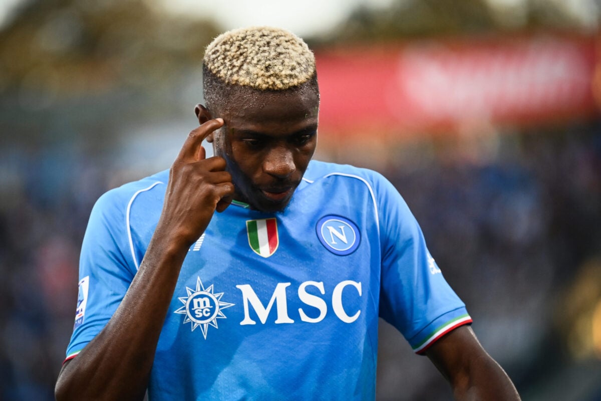 Osimhen envisage d'attaquer Naples en justice !