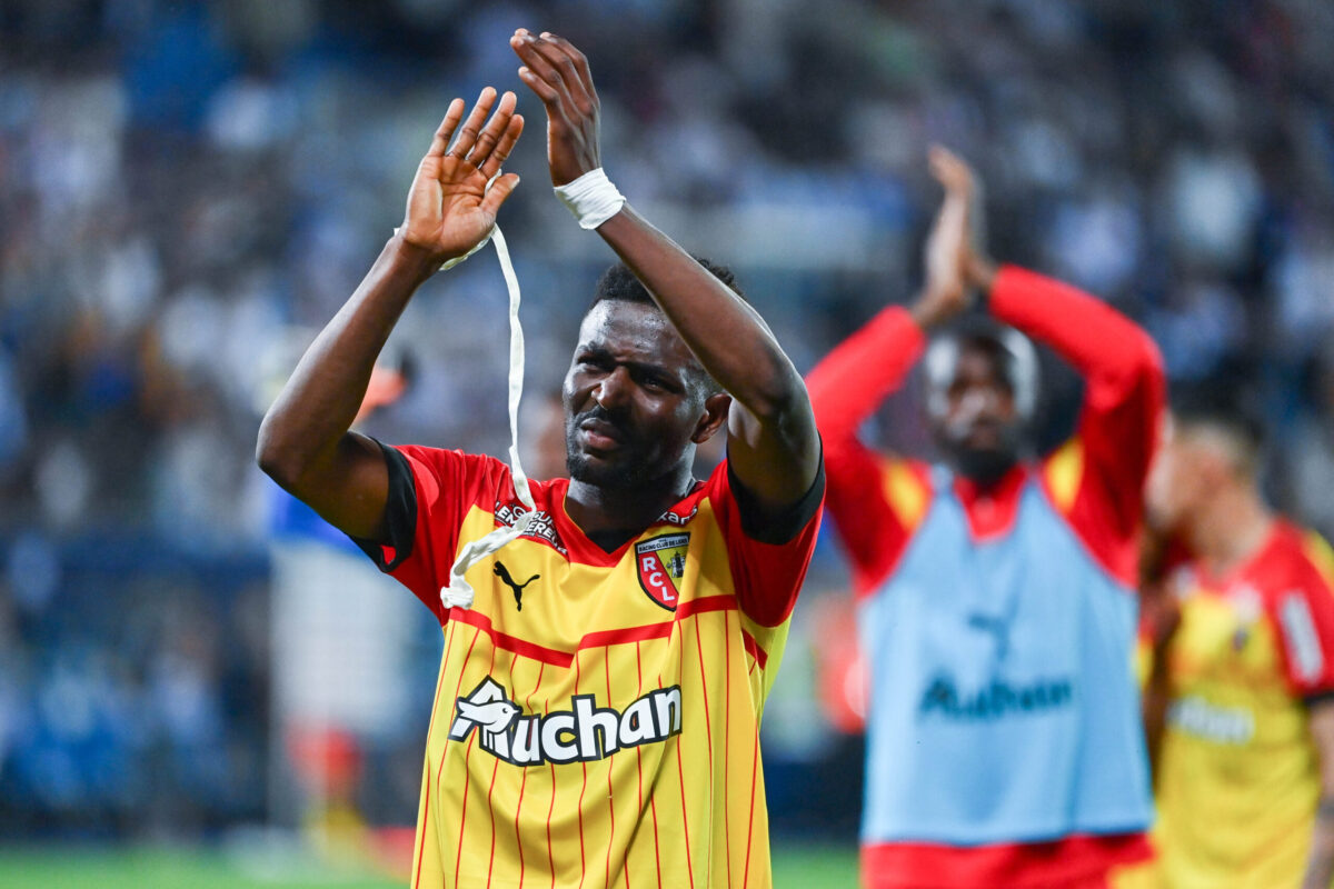Salis Abdul Samed, Lens