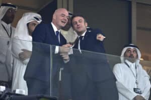 Gianni Infantino, Emmanuel Macron, FIFA