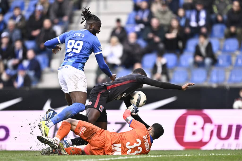 Tolu Arokodare victim of racial abuse after Nigeria striker misses penalty