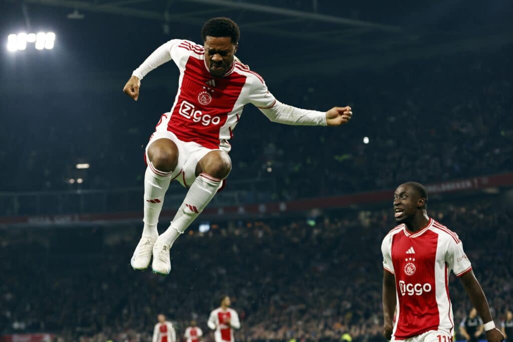 Chuba Akpom-doubter CEO suspended by Ajax for criminal activities